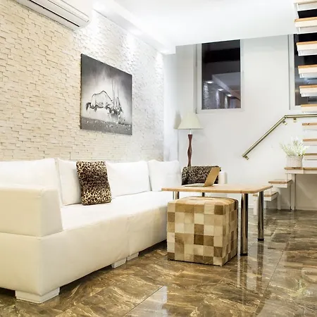 Apartment Penthouse Suites Rakovska *